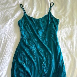 Windsor cocktail dress with velvet flowers